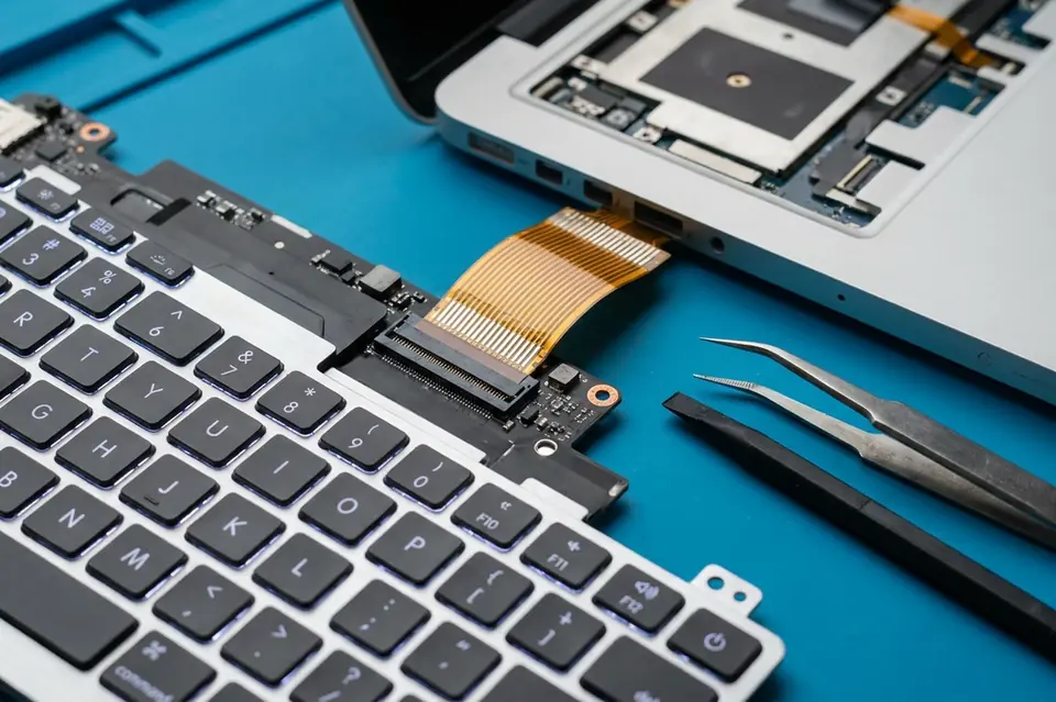 Keyboard and trackpad replacement for laptops at Laptech Perumbakkam
